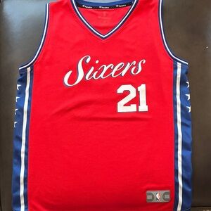 Joel Embiid Kids Xl red jersey(pre owned, good condition)